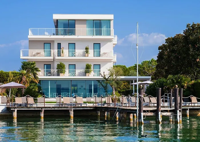 Aqva Boutique Hotel (Adults Only) Sirmione